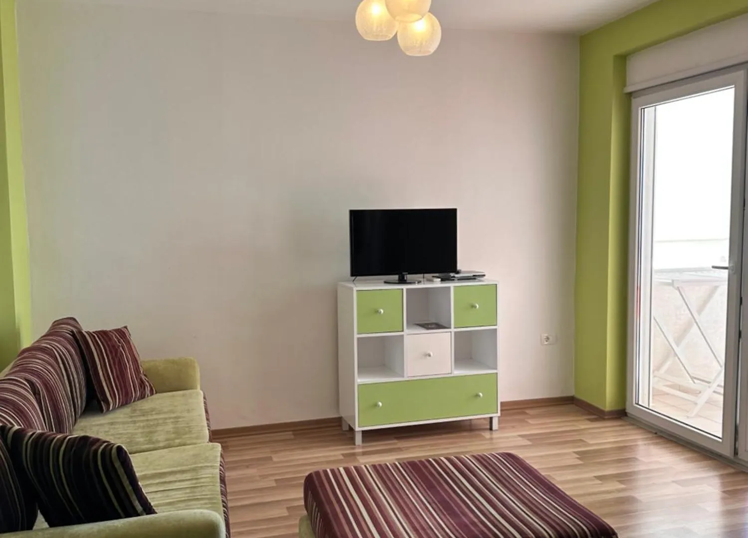 White Sea View Residence Sarandë Appartamento