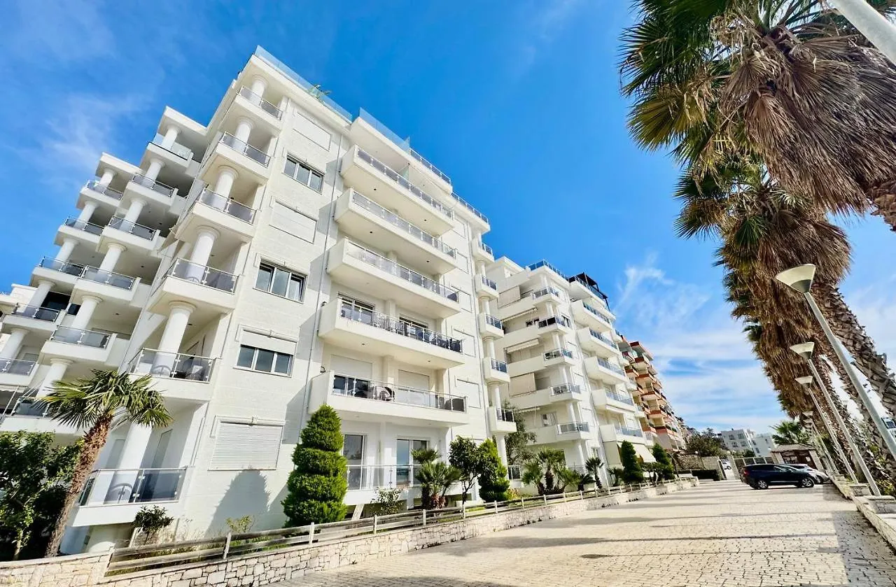 White Sea View Residence Sarandë 0*,