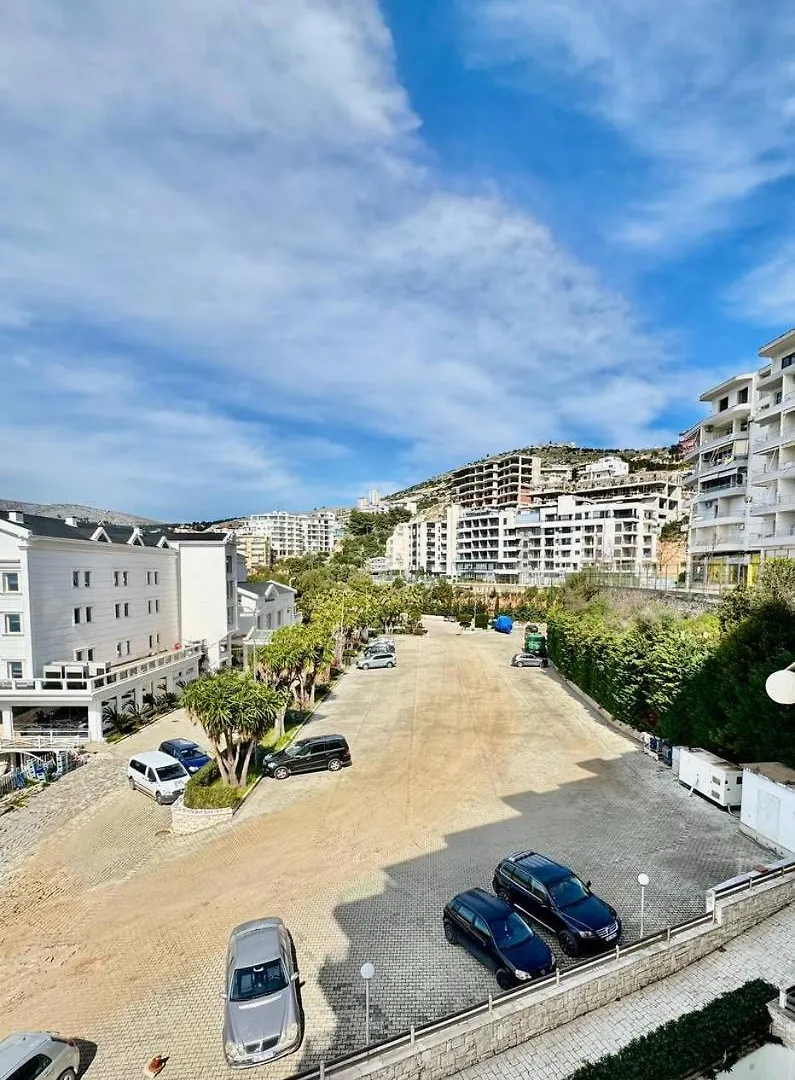 Appartamento White Sea View Residence Sarandë