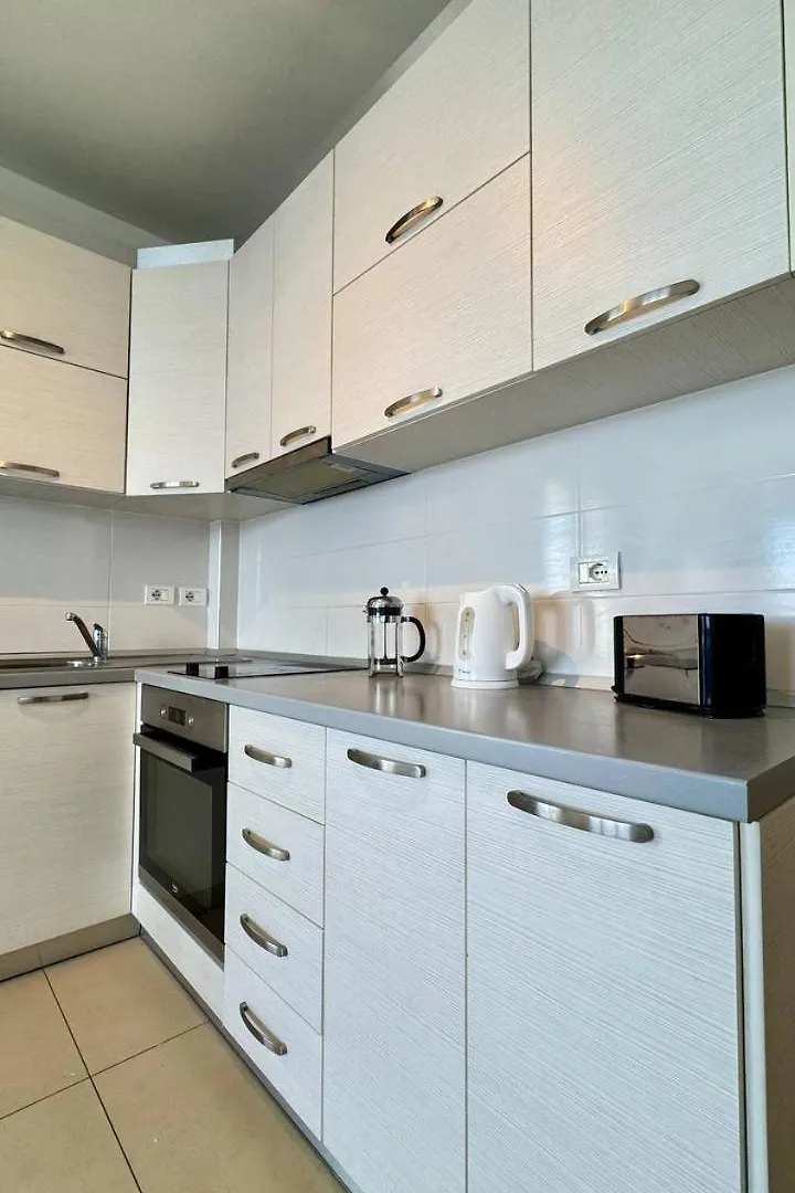 White Sea View Residence Sarandë Appartamento