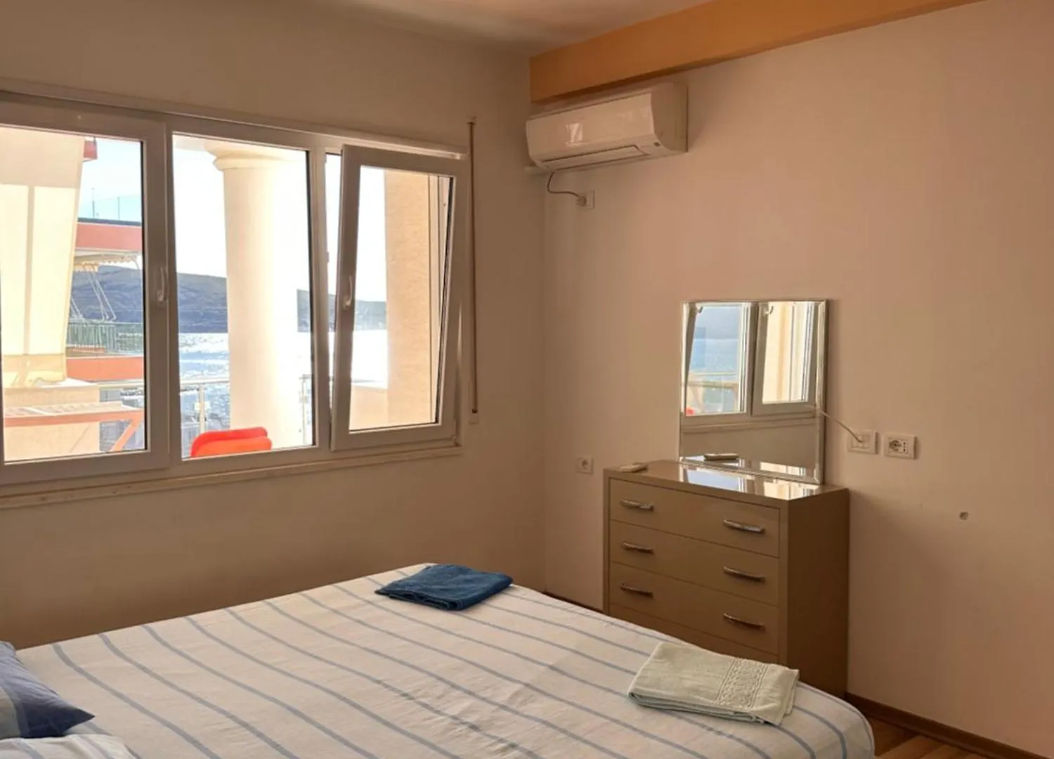White Sea View Residence ساراندا 0*,  ألبانيا