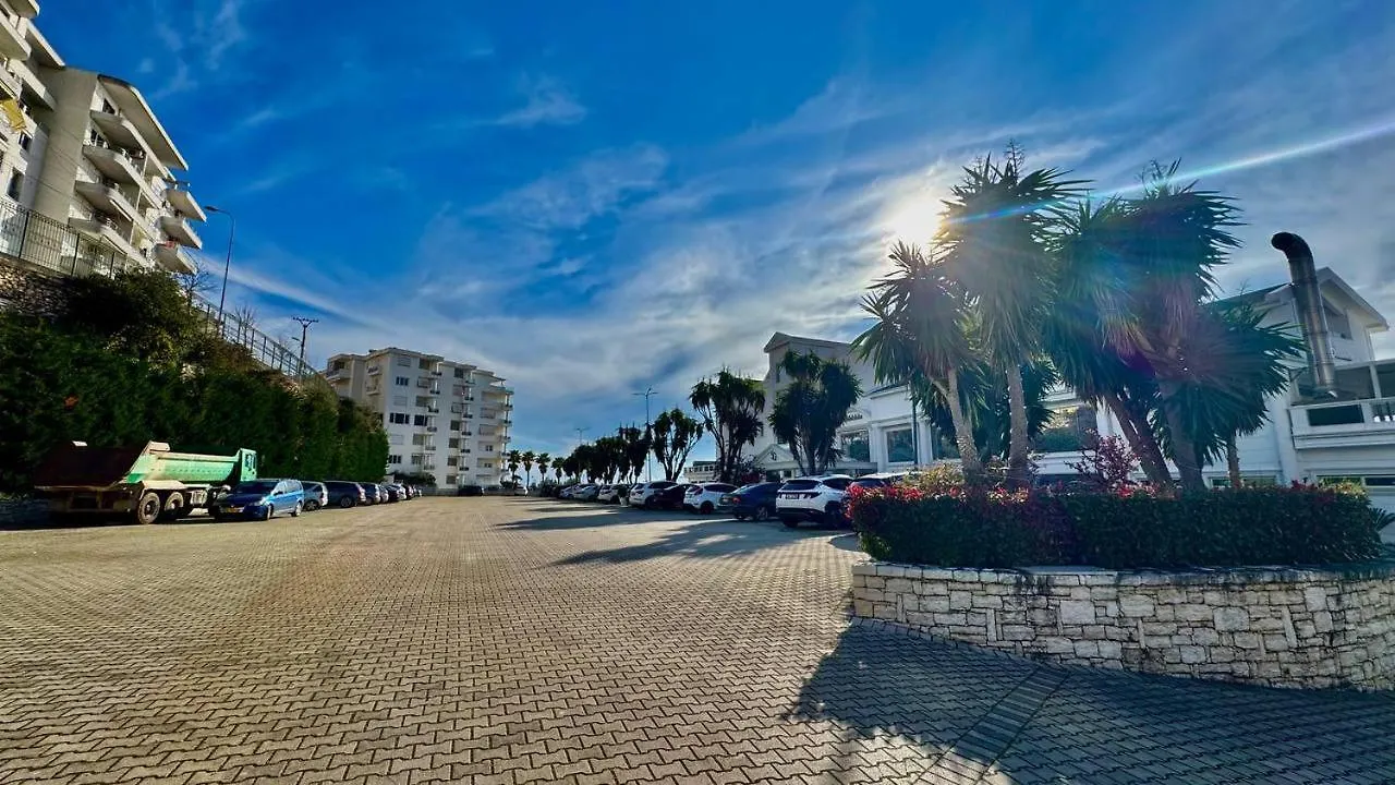شقة White Sea View Residence ساراندا