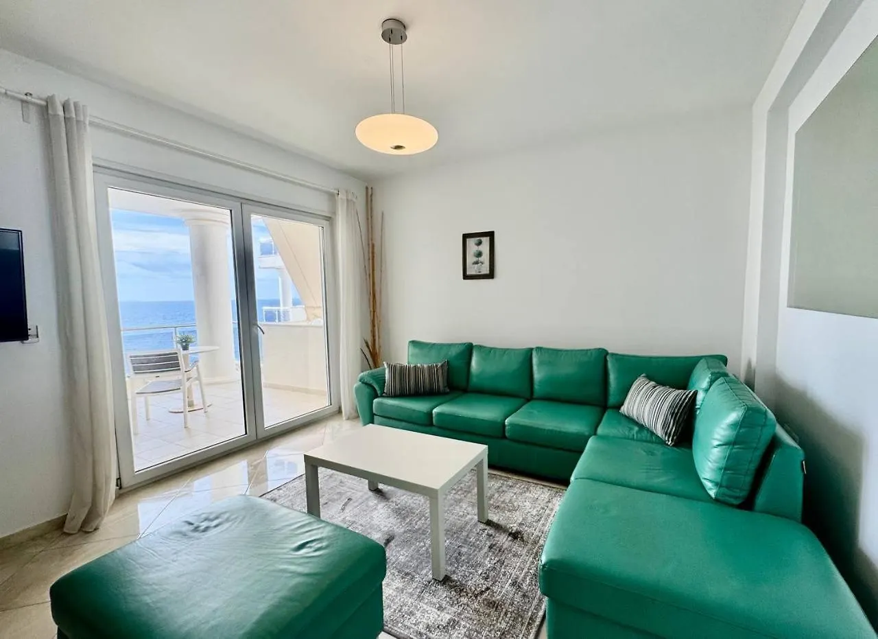 White Sea View Residence ساراندا