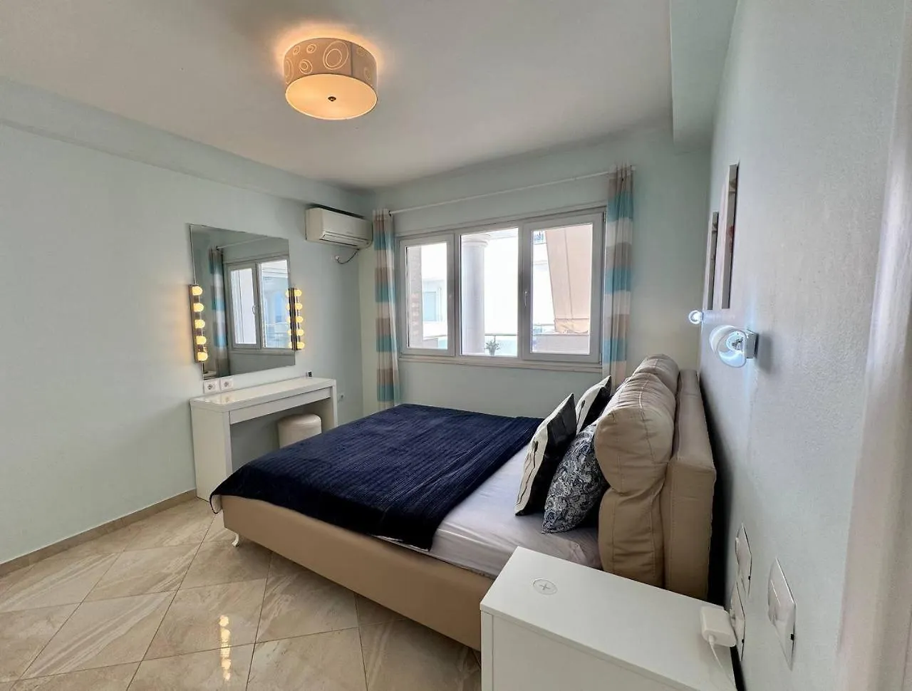 White Sea View Residence Sarandë 0*,